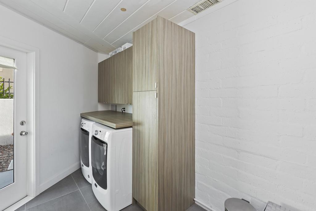 Movie Colony East - Residential