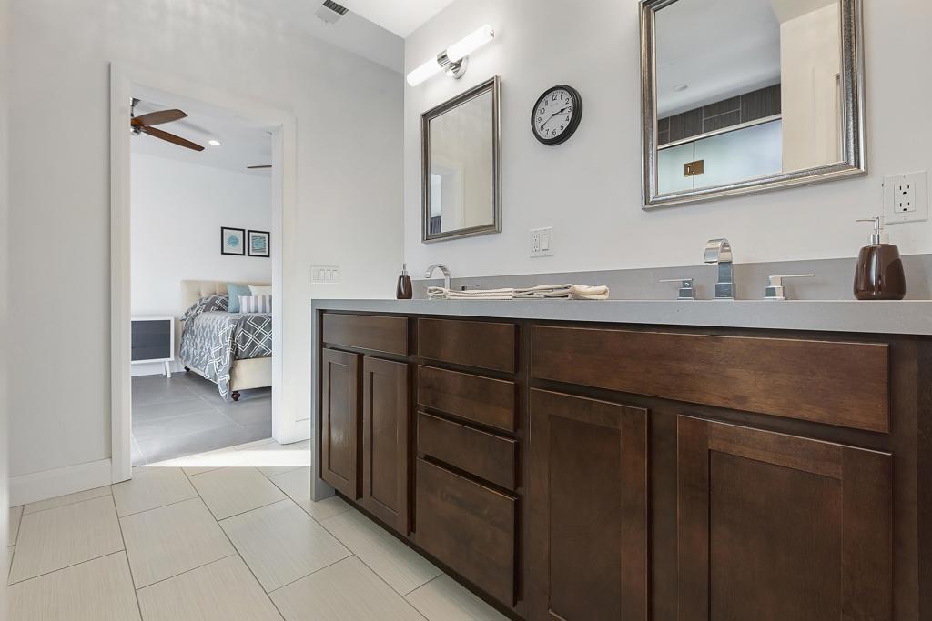 Movie Colony East - Residential