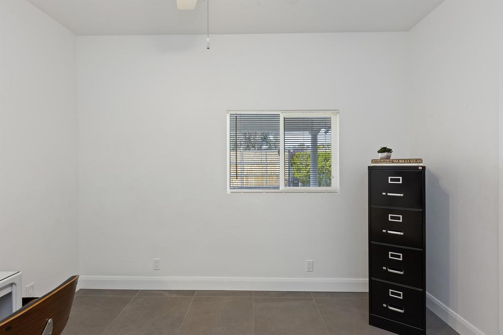 Movie Colony East - Residential