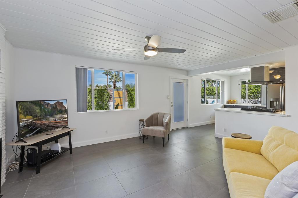 Movie Colony East - Residential