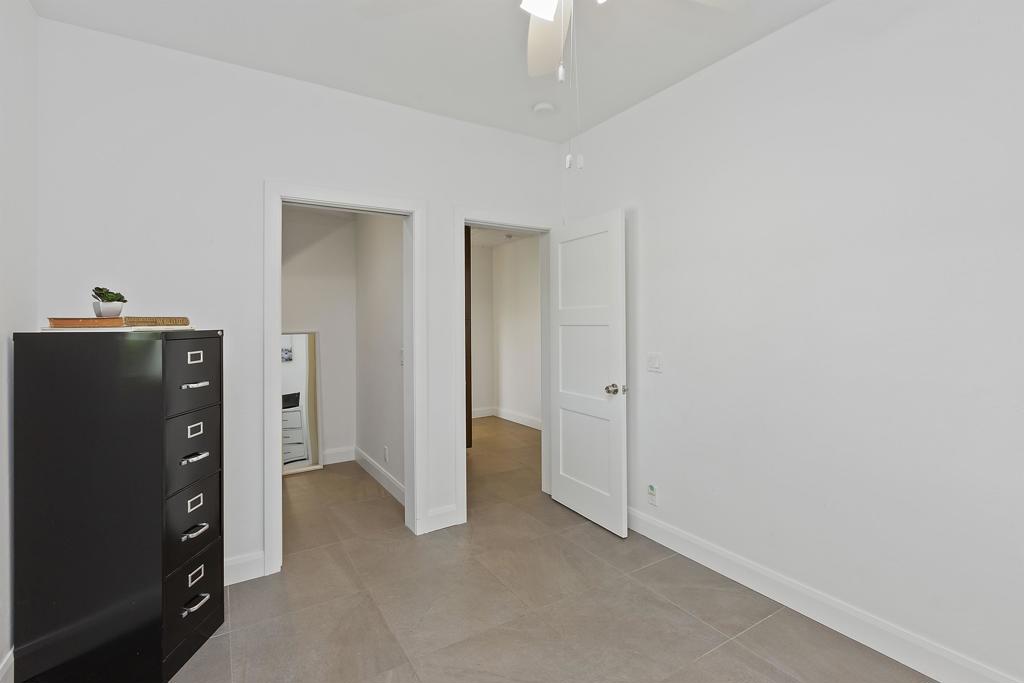 Movie Colony East - Residential