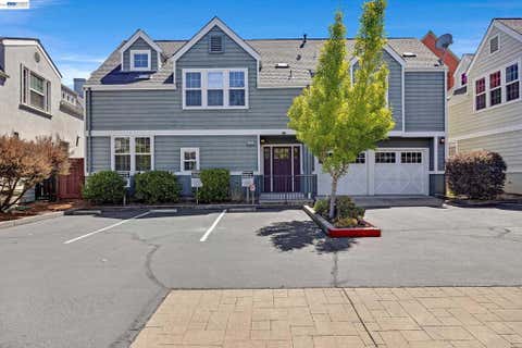 Photo of 1015 Greenbrier Ct Ct, San Leandro, CA 94577 (MLS # 41145408)