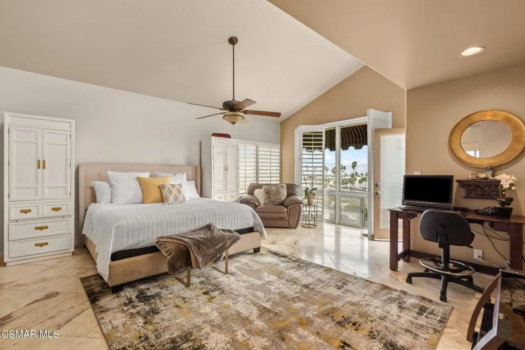 Ventura, California 93001, United States, 3 Bedrooms Bedrooms, ,3 BathroomsBathrooms,Residential,Active,57274