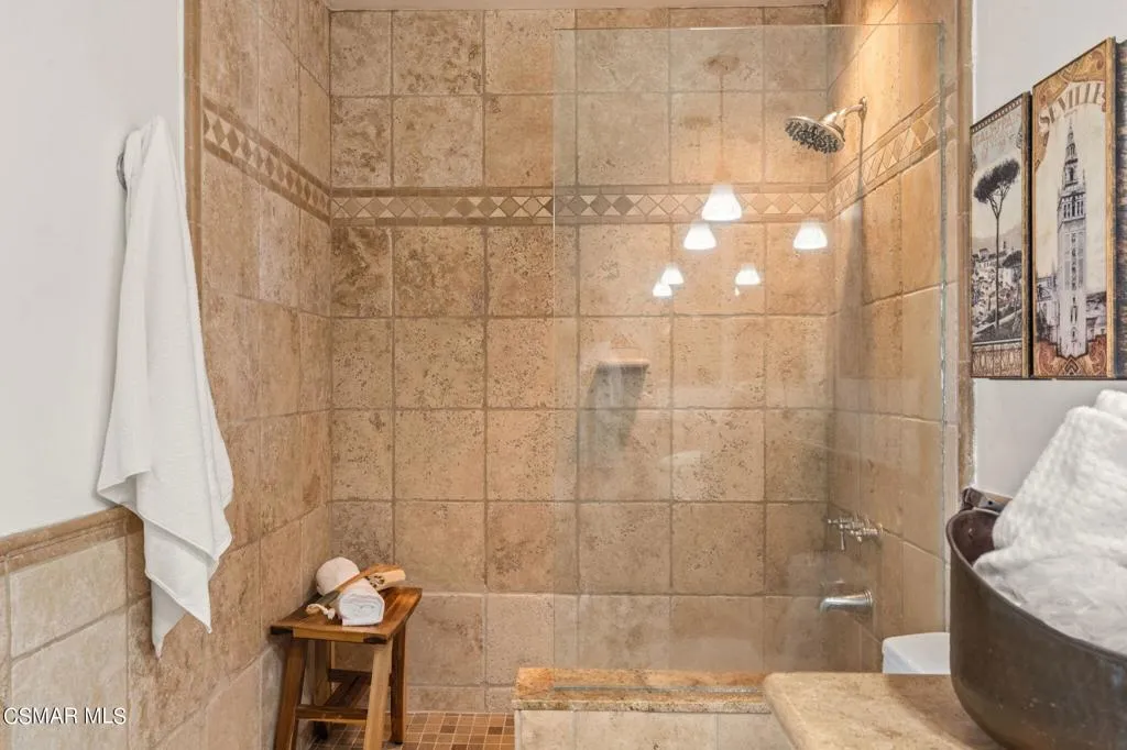 Ventura, California 93001, United States, 3 Bedrooms Bedrooms, ,3 BathroomsBathrooms,Residential,Active,57274