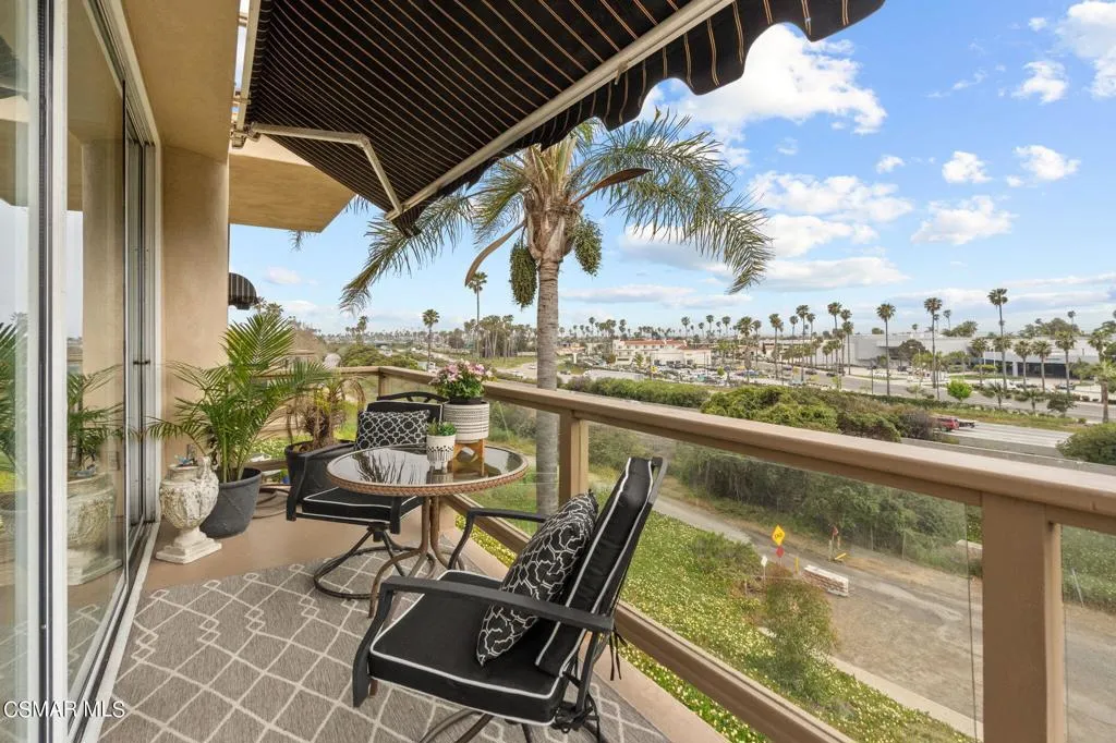 Ventura, California 93001, United States, 3 Bedrooms Bedrooms, ,3 BathroomsBathrooms,Residential,Active,57274