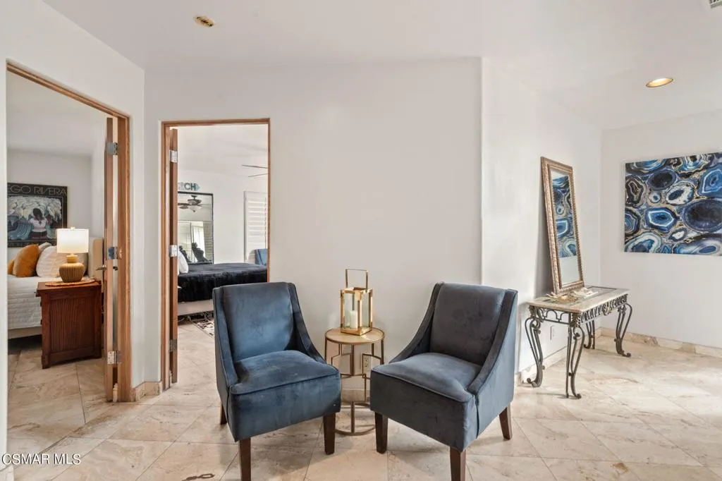 Ventura, California 93001, United States, 3 Bedrooms Bedrooms, ,3 BathroomsBathrooms,Residential,Active,57274