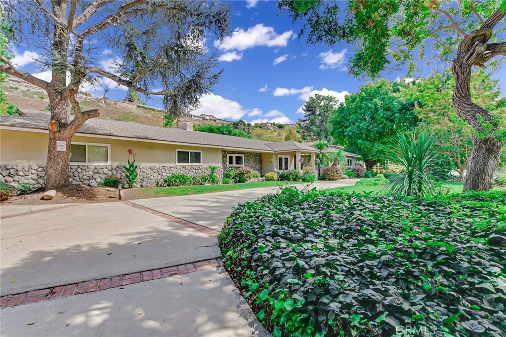 20733 Rancho Los Cerritos Road E
