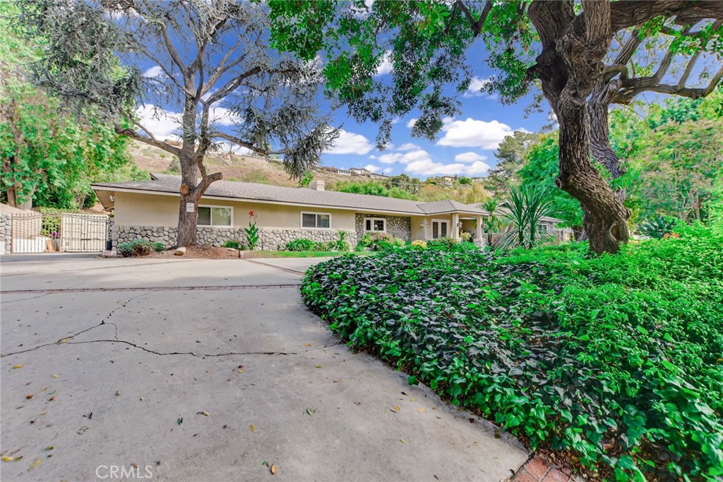 20733 Rancho Los Cerritos Road E