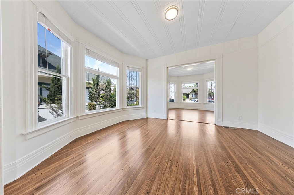 2722 W 15th