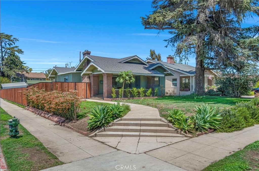 103 N Harvard BLVD