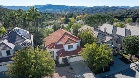 Photo of 6268 Normandy Ter, Oak Park, CA 91377 (MLS # SR25273847)