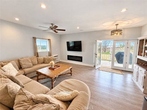 Photo of 3980 Linne RD, Paso Robles, CA 93446 (MLS # OC26216372)