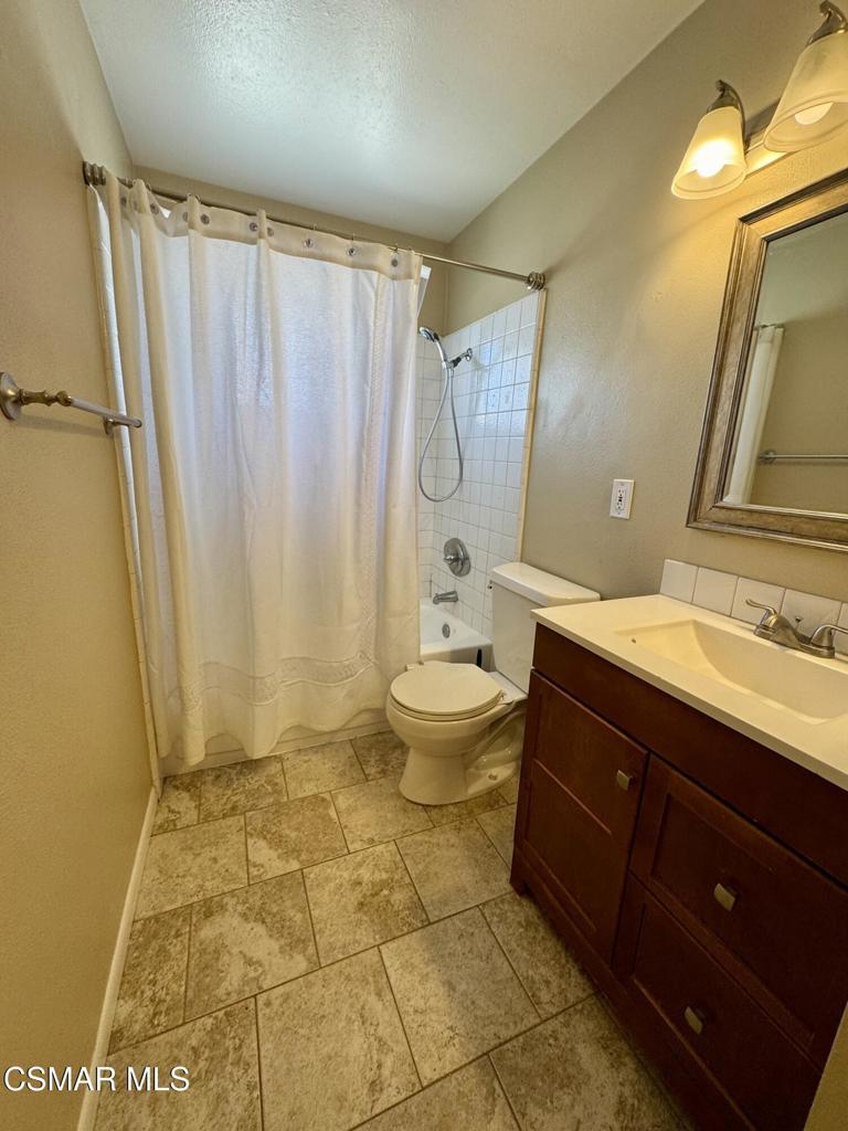 McKeon (V.D.M.)-221 - 1001582 - Residential
