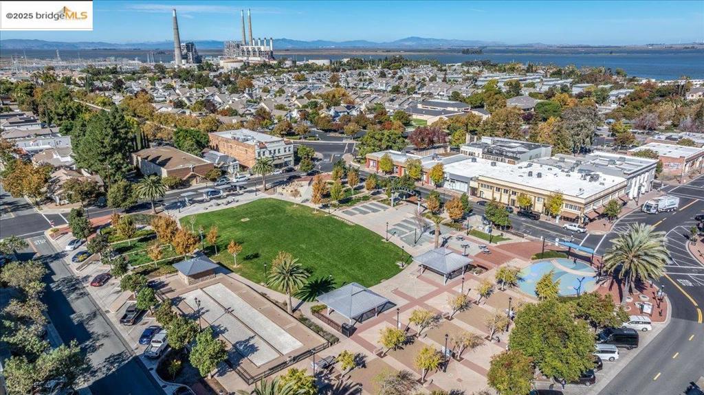 OLD PITTSBURG - Residential