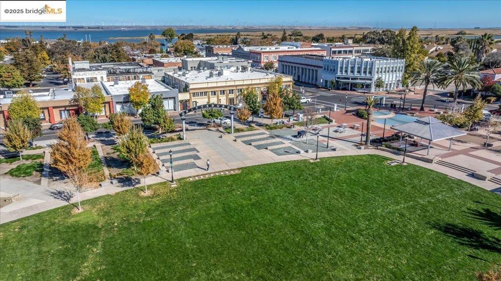 OLD PITTSBURG - Residential