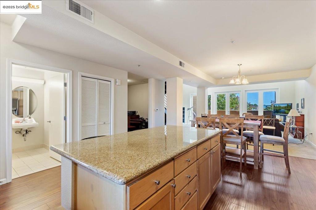 OLD PITTSBURG - Residential