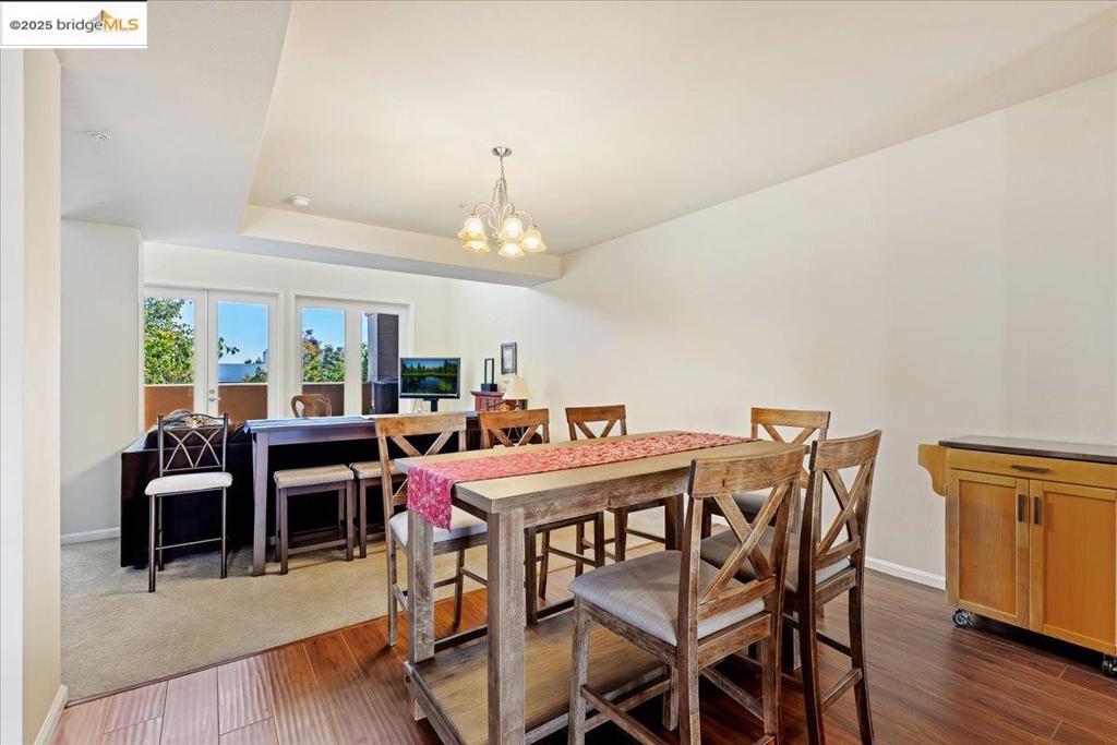 OLD PITTSBURG - Residential