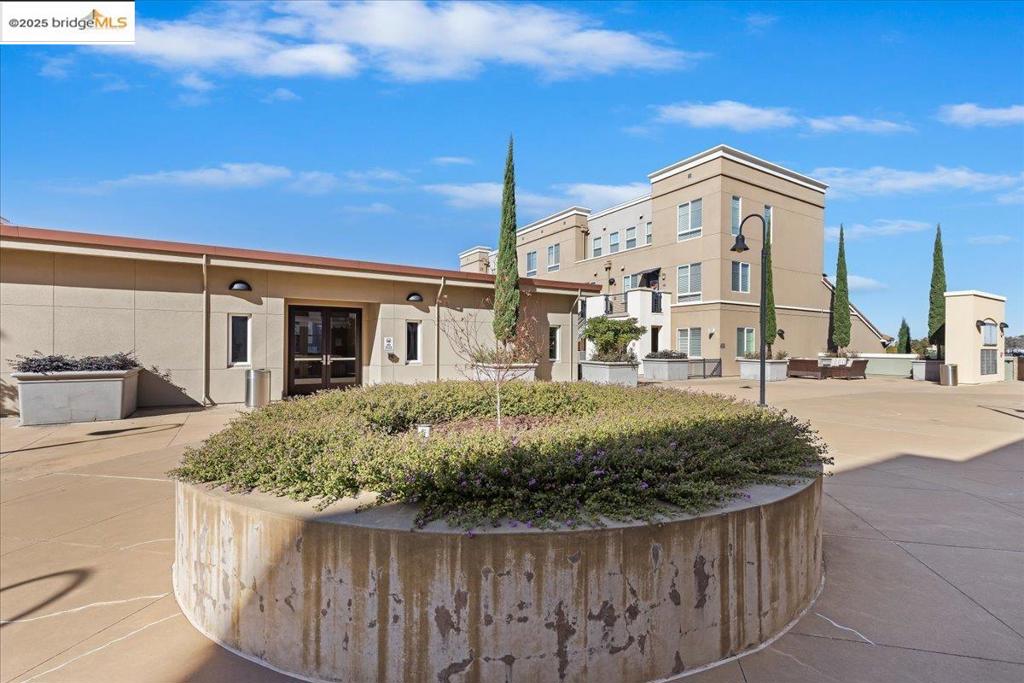 OLD PITTSBURG - Residential