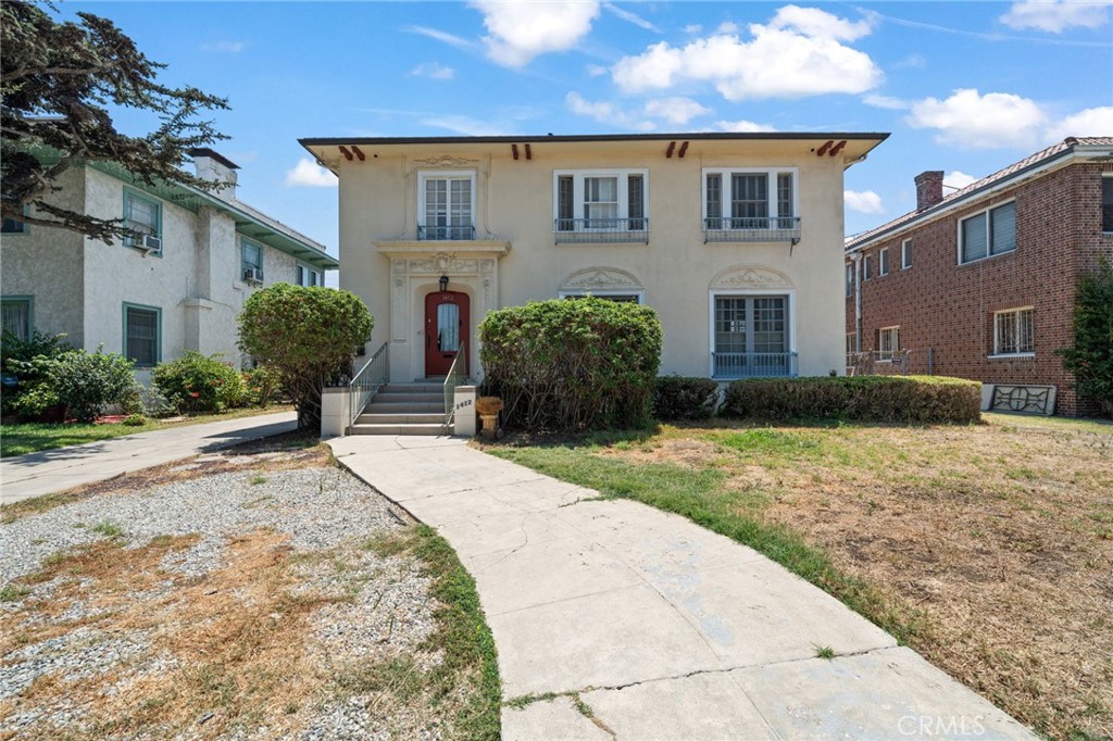 Properties 3 1412 S Victoria Avenue