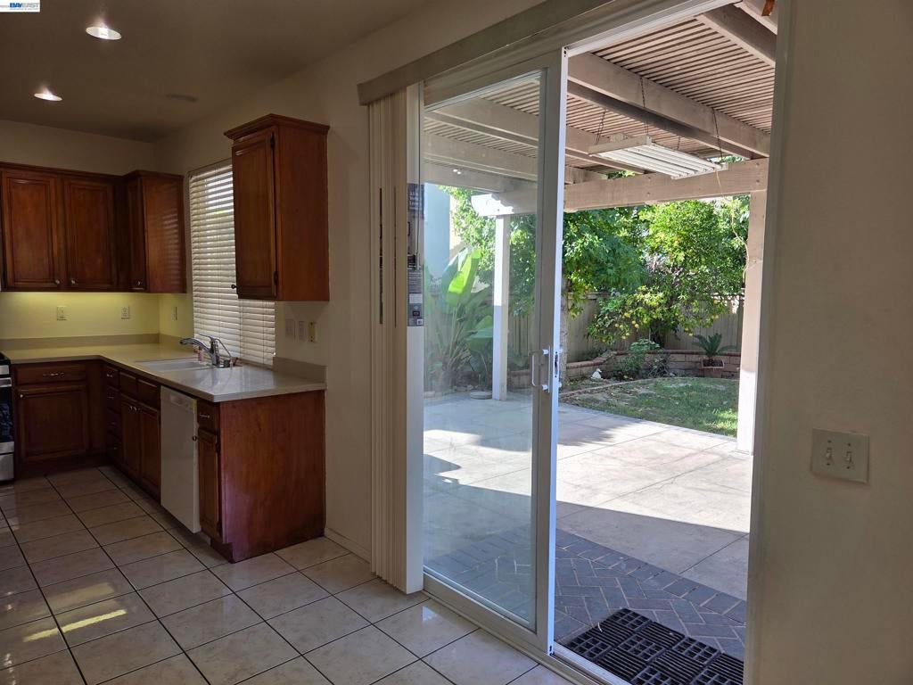 132 Citrine Ct