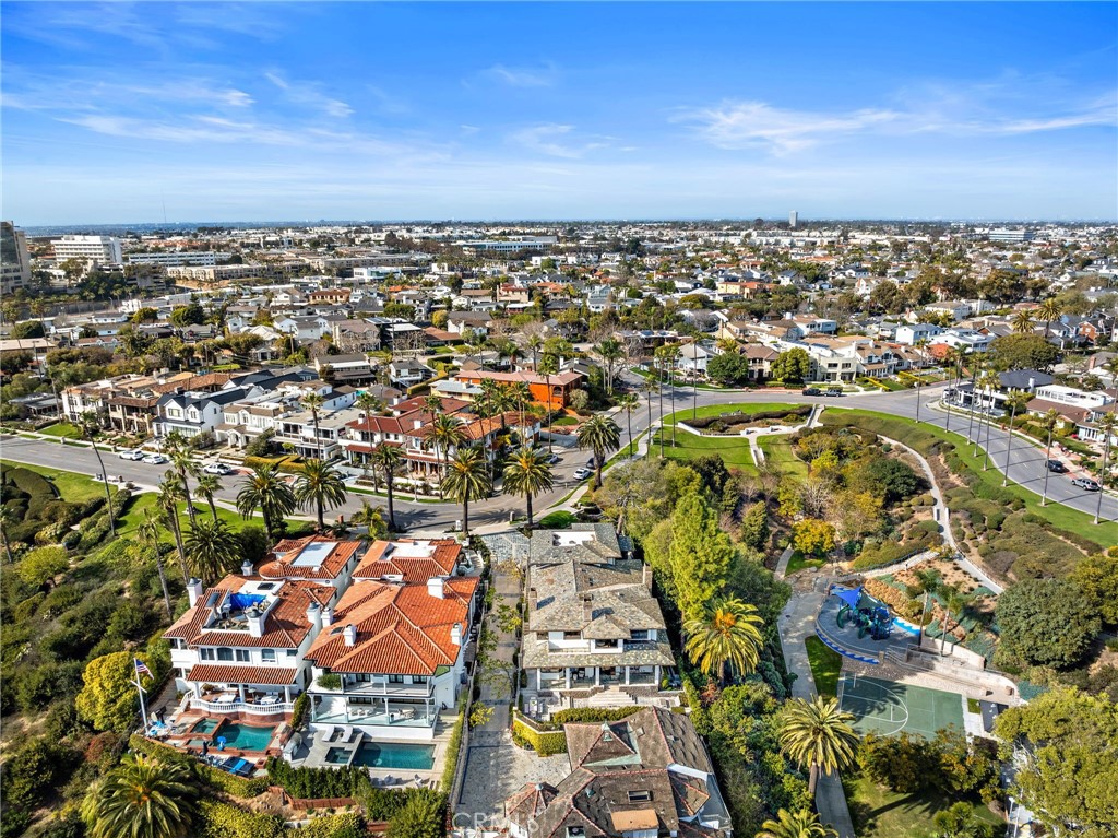 Newport Heights (NEWH) - Residential