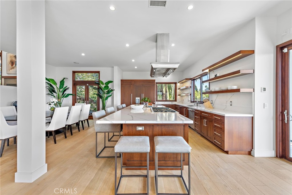 Newport Heights (NEWH) - Residential