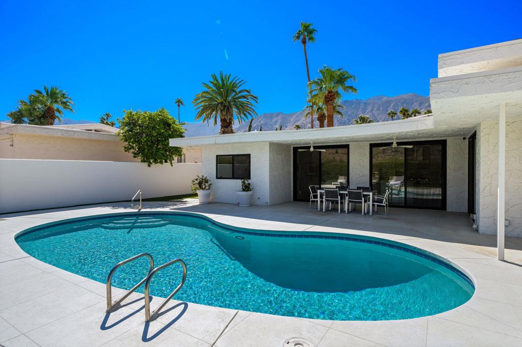 Indian Canyons - Residential