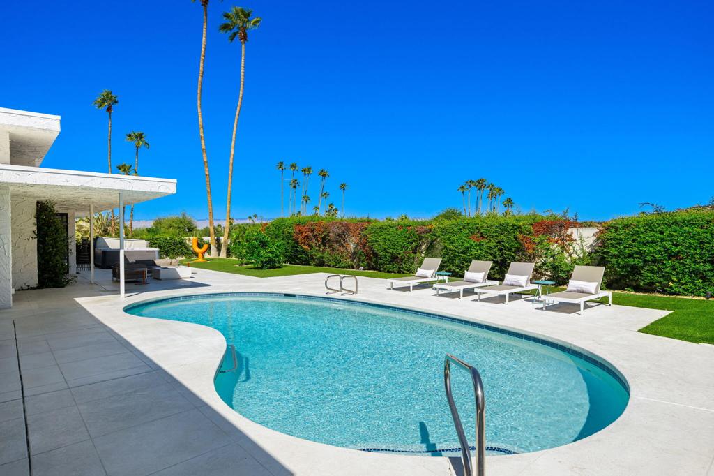 Indian Canyons - Residential