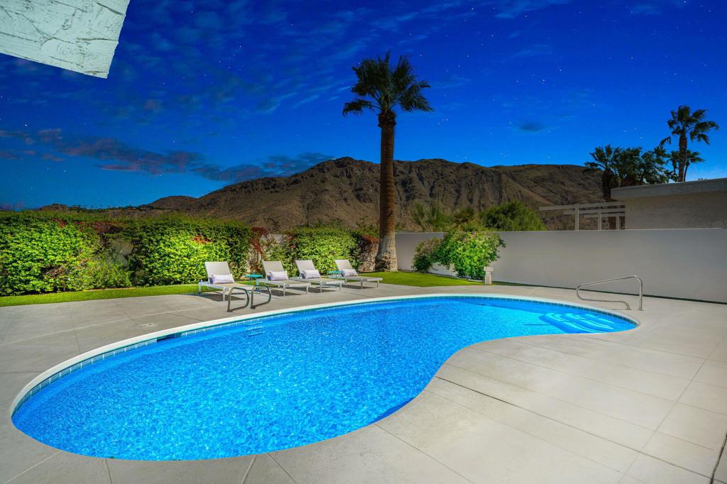 Indian Canyons - Residential