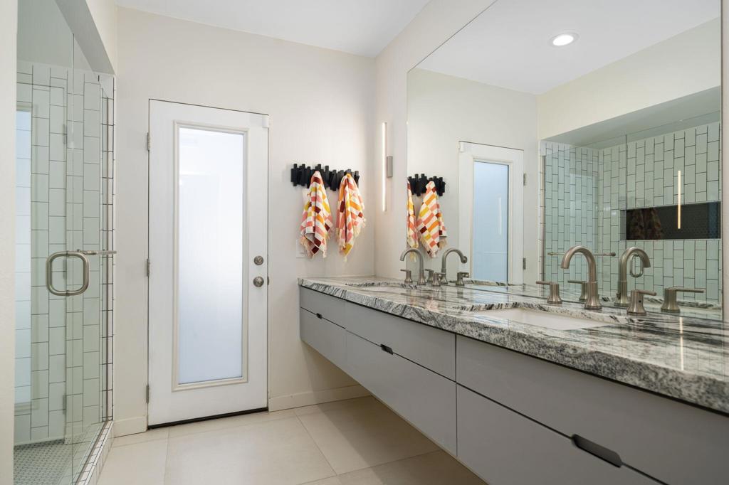 Indian Canyons - Residential