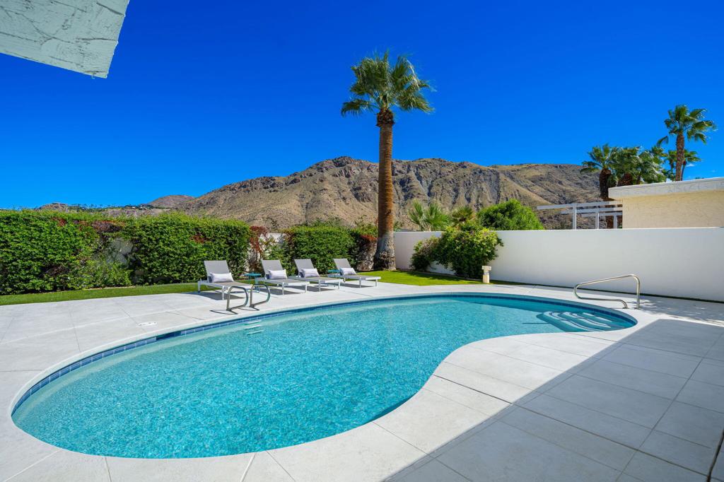 Indian Canyons - Residential