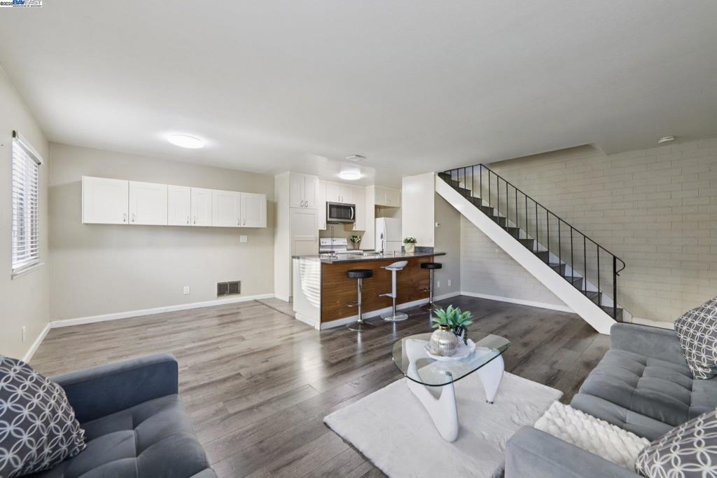 DOWNTOWN - Residential