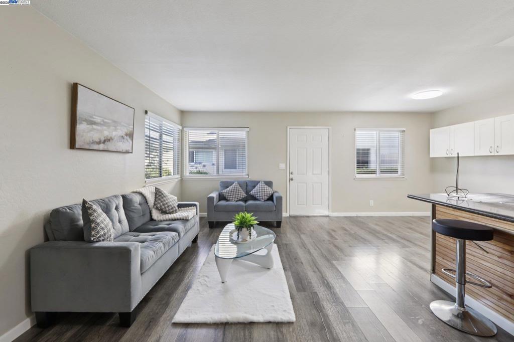 DOWNTOWN - Residential