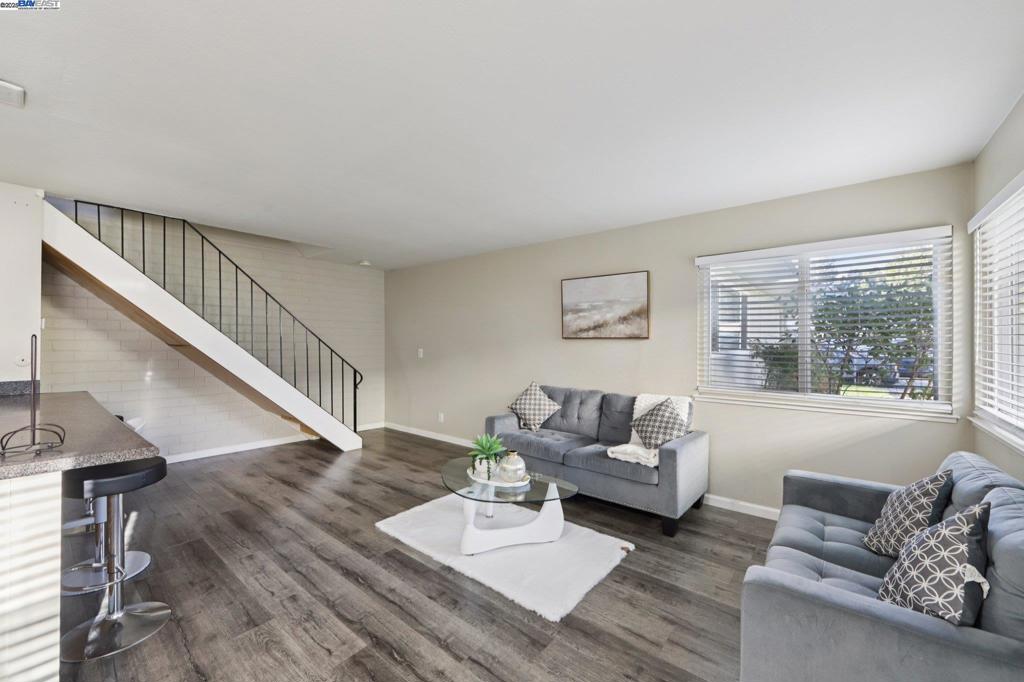 DOWNTOWN - Residential