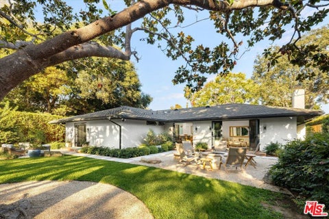 Photo of 135 Pomar Lane, Santa Barbara, CA 93108 (MLS # 26873501)
