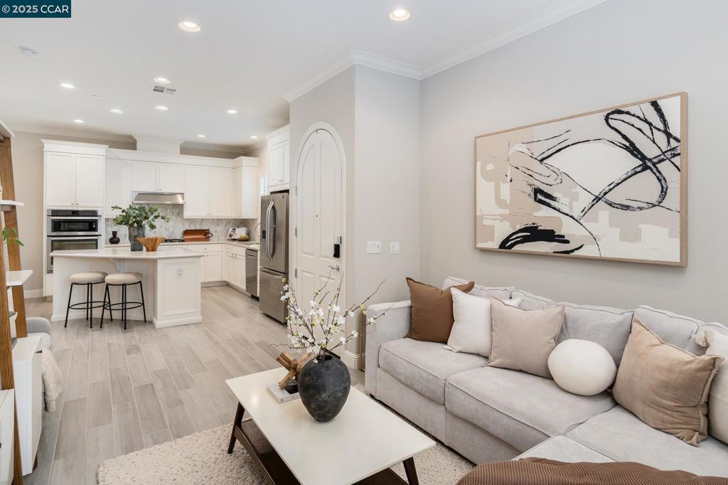 5110 Rowan Dr