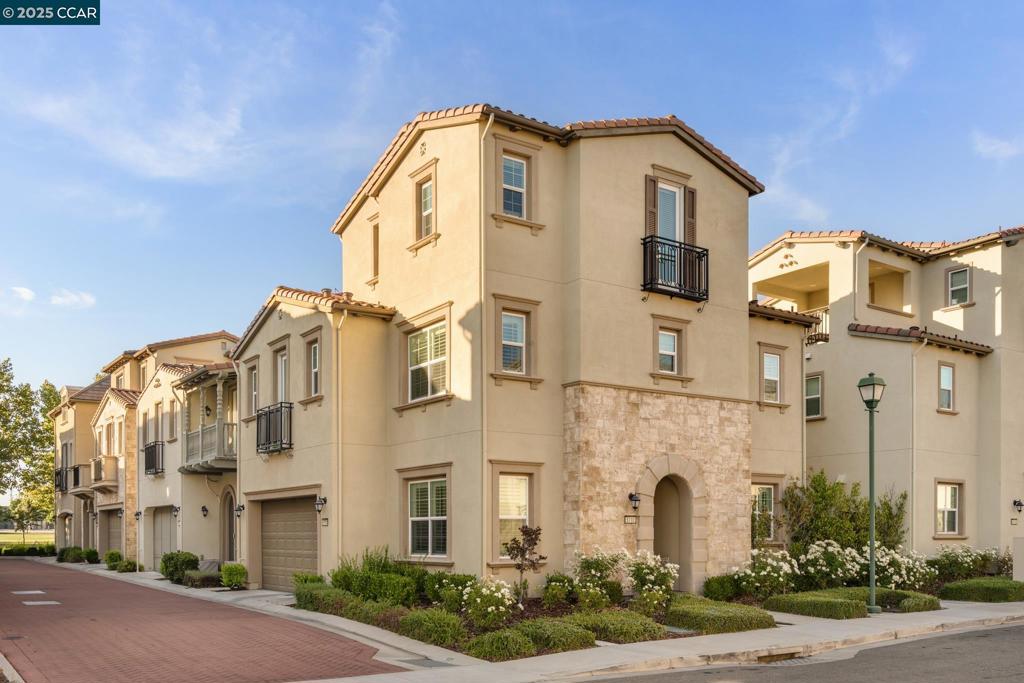5110 Rowan Dr