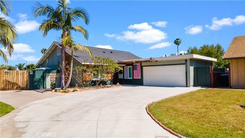 22582 Catania Laguna Hills CA 92653