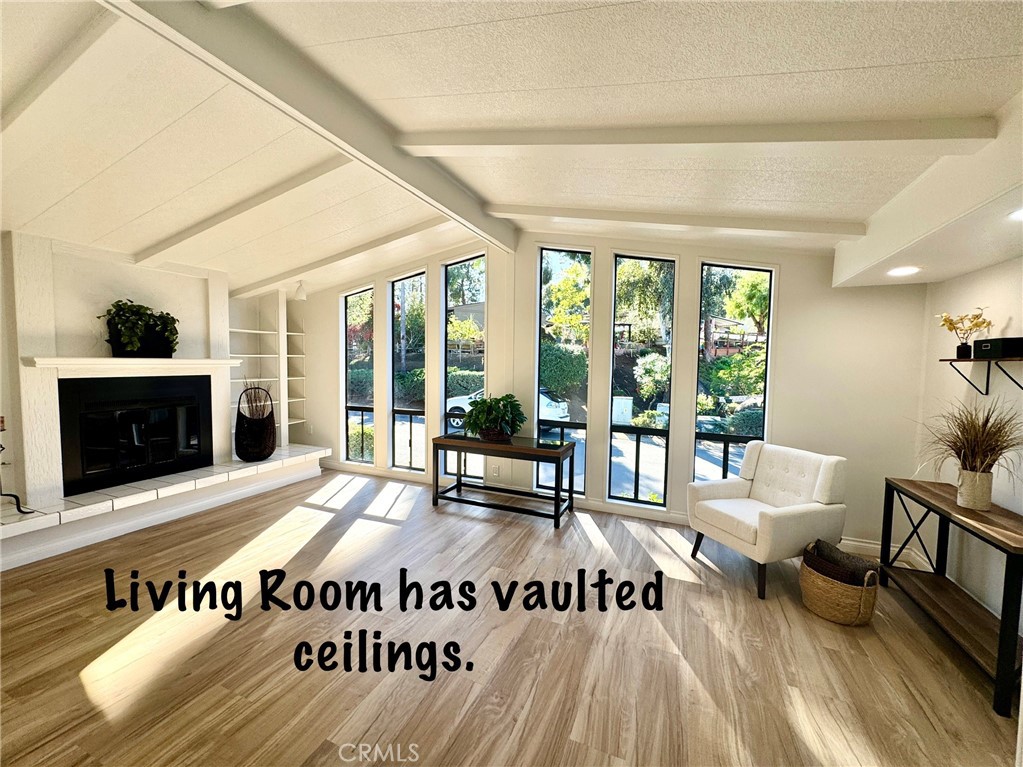 1751 342 CITRACADO Parkway W 342