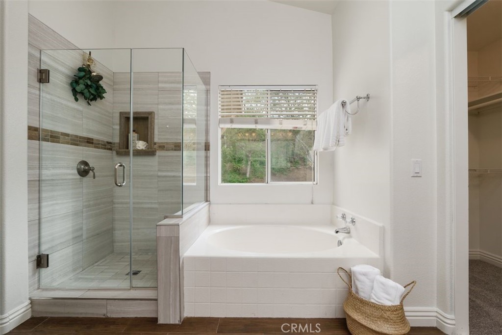 Laural Wood (Long Canyon) (448) - Residential Lease