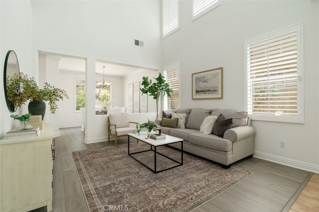 Laural Wood (Long Canyon) (448) - Residential Lease