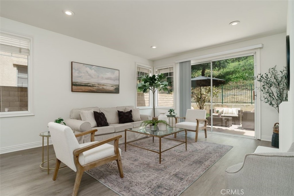 Laural Wood (Long Canyon) (448) - Residential Lease
