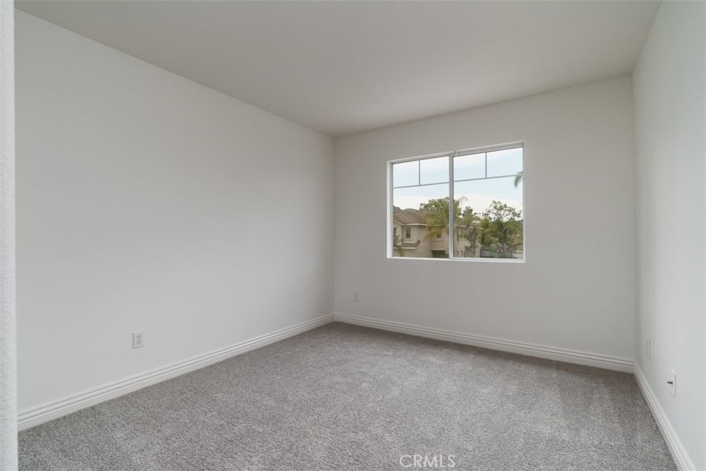 Laural Wood (Long Canyon) (448) - Residential Lease