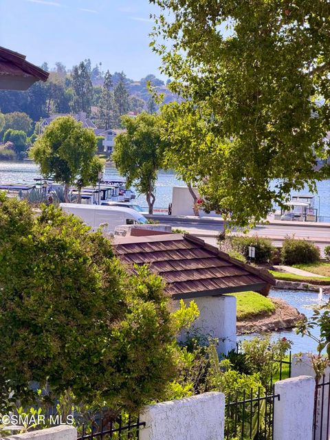 Photo of 3627 Summershore Lane, Westlake Village, CA 91361 (MLS # 226003468)