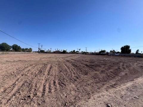 Photo of 0 7th Street, Blythe, CA 92225 (MLS # 219151029DA)