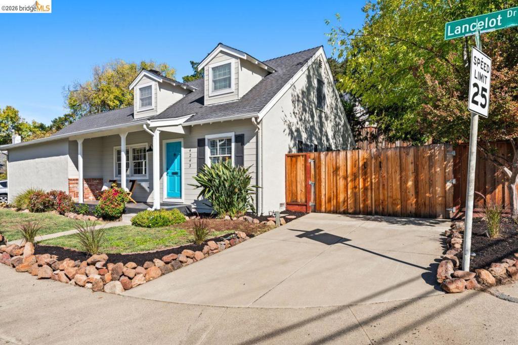 4243 Lancelot Dr