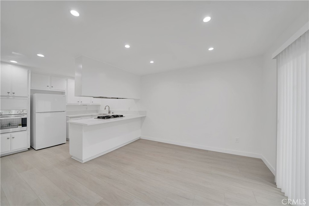 16722 Goldenwest Street