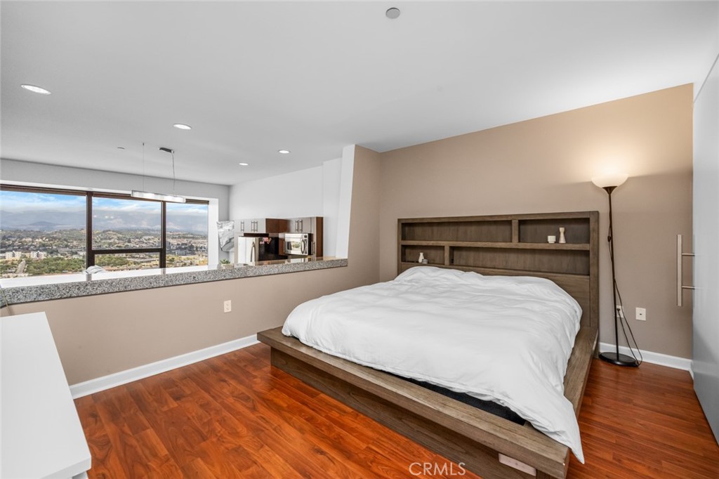 1100 Wilshire Boulevard 3005