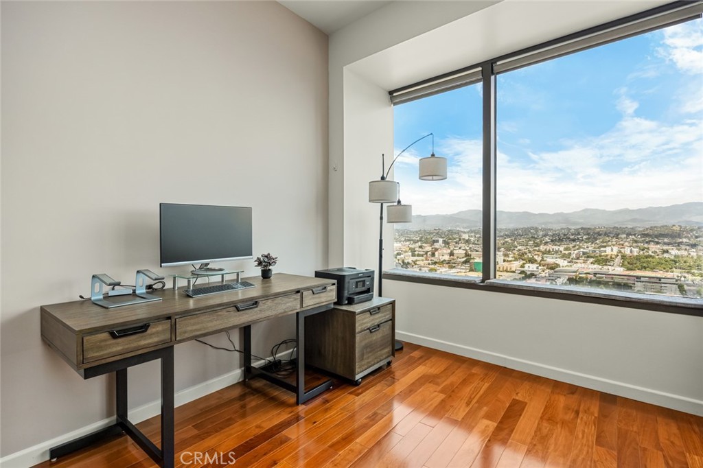 1100 Wilshire Boulevard 3005