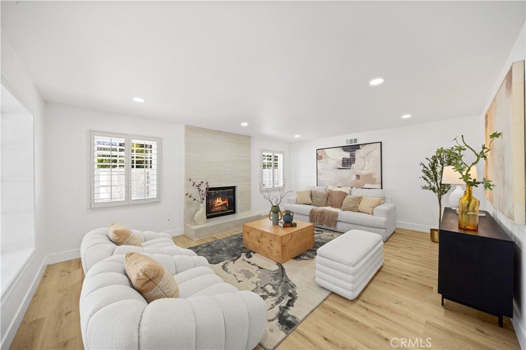 1908 Brentwood